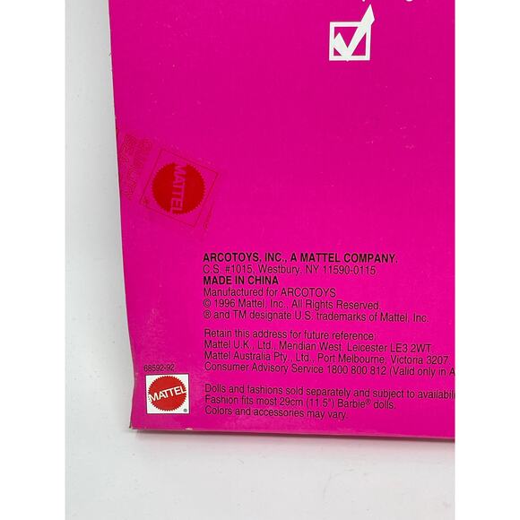 VTG 3 NEW BARBIE 1996 COOL CAREER Fashion CHEF, EXPLORER & BALLERINA Clothes LOT - Picture 9 of 9